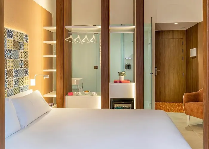 Axel - Adults Only מלון