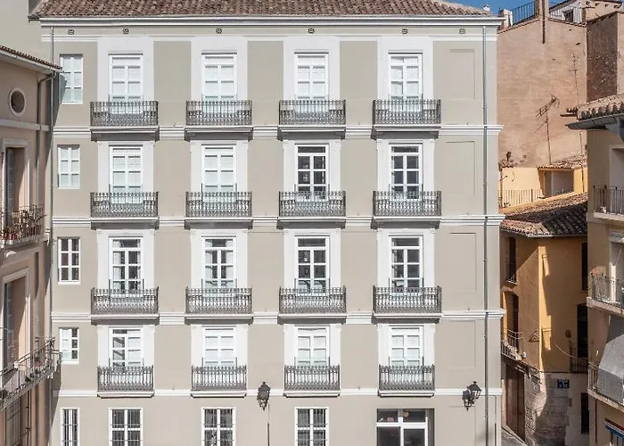 Axel - Adults Only ולנסיה