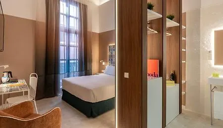 Hotel Axel Valencia - Adults Only 4*